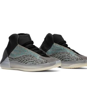 2020
Yeezy Quantum 'Teal Blue'